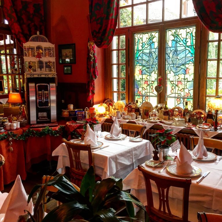 EvianlesBains The Ultimate Guide! followsummer